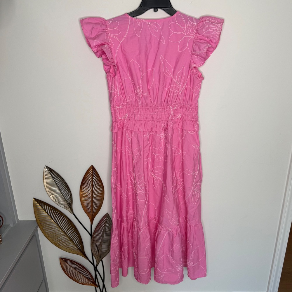 Crown & Ivy Pink Floral Embroidered Flutter Sleeve Smocked Midi Dress Womens M - Picture 8 of 8